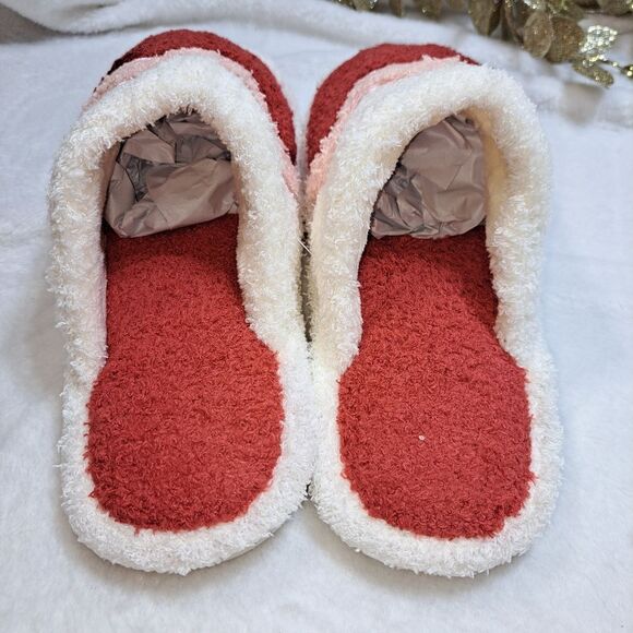 New Fuzzy Slippers - Picture 12 of 15